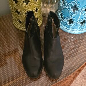 Naturalizer EUC Elegant Black Ankle Boots Size 8.5W (#12)